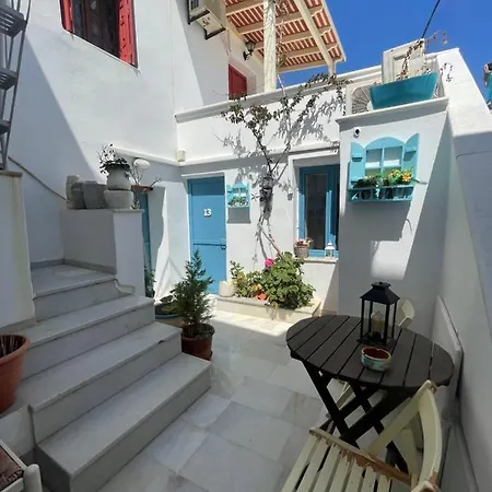 호텔 Burgos Barrio Naxos City