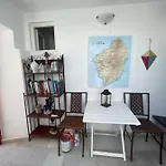 Hotel Burgos Barrio *