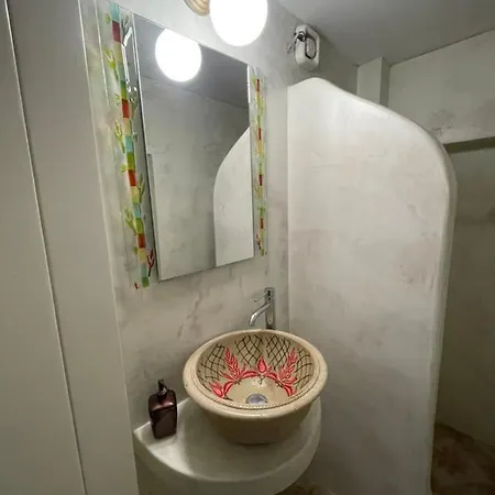 Hotel Burgos Barrio *