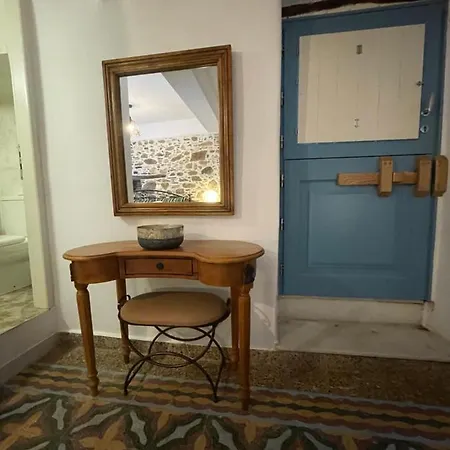 Burgos Barrio Hotel Naxos City