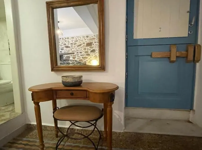 Burgos Barrio Hotel Naxos City